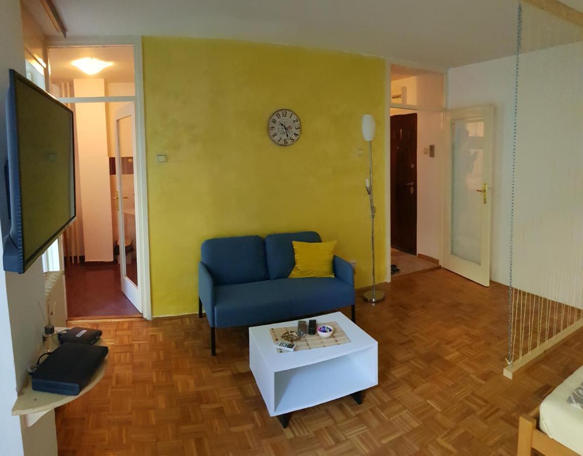 ベオグラードApartman Blokアパートメント エクステリア 写真