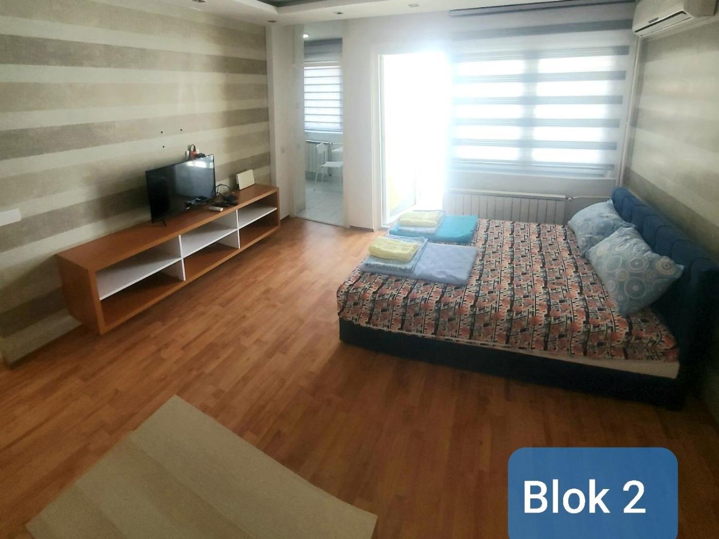 ベオグラードApartman Blokアパートメント エクステリア 写真